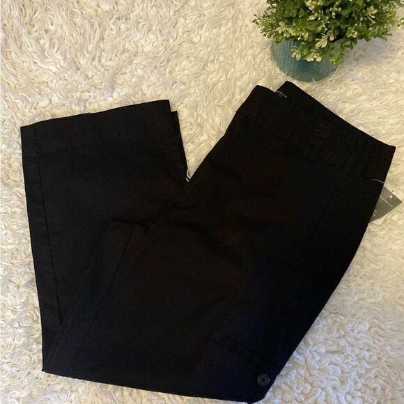 Charter Club Black Capri cargo Pants NWT - Picture 5 of 10